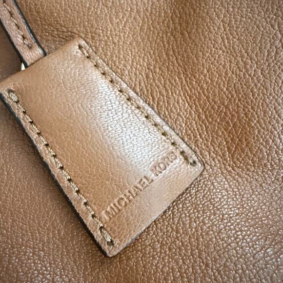 Michael Kors Camel Handbag with Dust Bag - Picture 3 of 12